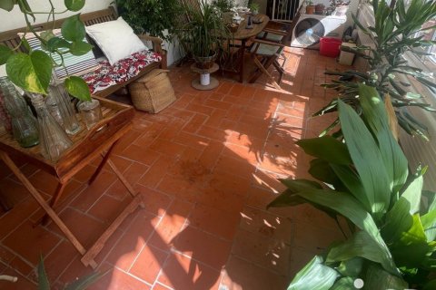 Сasa de 2 dormitorios en venta en Girona, Gerona, Cataluña, Spain № 5010 - foto 9