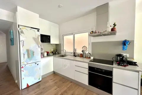 Apartamento de 3 dormitorios en venta en Barcelona, Cataluña, Spain № 1413 - foto 5