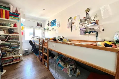 Apartamento de 3 dormitorios en venta en Barcelona, Cataluña, Spain № 1413 - foto 11