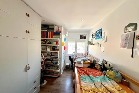 Apartamento de 3 dormitorios en venta en Barcelona, Cataluña, Spain № 1413 - foto 12
