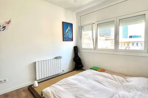 Apartamento de 3 dormitorios en venta en Barcelona, Cataluña, Spain № 1413 - foto 10
