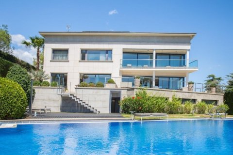 7 bedrooms house for sale in Sant Andreu de Llavaneres, Barcelona, Catalonia, Spain № 1416 - photo 4