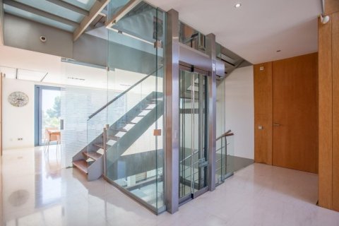 7 bedrooms house for sale in Sant Andreu de Llavaneres, Barcelona, Catalonia, Spain № 1416 - photo 8