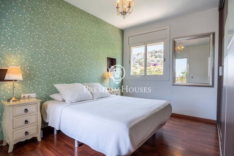 Сasa de 4 dormitorios en venta en Sitges, Barcelona, Cataluña, Spain № 2385 - foto 10