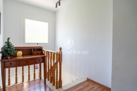 Сasa de 4 dormitorios en venta en Sitges, Barcelona, Cataluña, Spain № 2385 - foto 15
