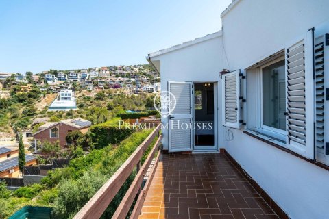 Сasa de 4 dormitorios en venta en Sitges, Barcelona, Cataluña, Spain № 2385 - foto 17