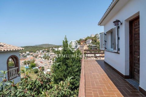 Сasa de 4 dormitorios en venta en Sitges, Barcelona, Cataluña, Spain № 2384 - foto 26