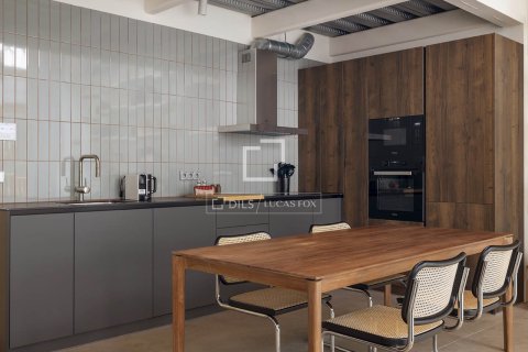 Apartamento de 2 dormitorios en alquiler en Barcelona, Cataluña, Spain № 6494 - foto 6