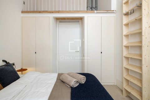 Apartamento de 2 dormitorios en alquiler en Barcelona, Cataluña, Spain № 6494 - foto 17