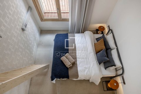 Apartamento de 2 dormitorios en alquiler en Barcelona, Cataluña, Spain № 6494 - foto 18