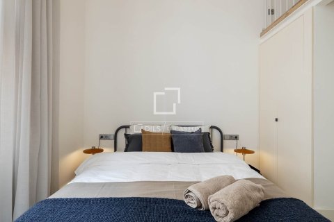 Apartamento de 2 dormitorios en alquiler en Barcelona, Cataluña, Spain № 6494 - foto 16
