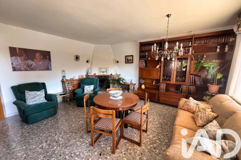 Купить дом в Олеса-де-Бонесвальс, Испания с 5 спален, 609м², № 7489 - фото 17