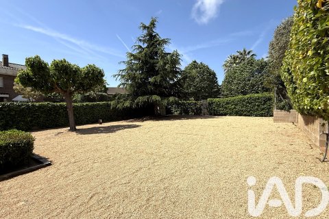Сasa de 5 dormitorios en venta en Sant Andreu de Llavaneres, Barcelona, Cataluña, Spain № 8390 - foto 28