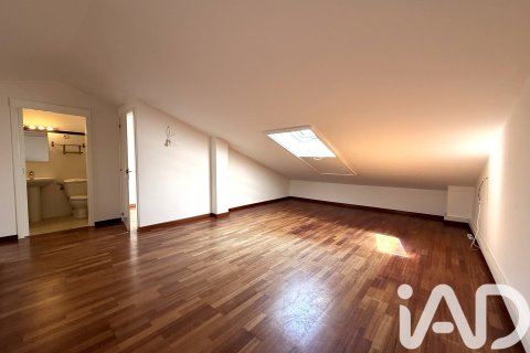 Сasa de 5 dormitorios en venta en Sant Andreu de Llavaneres, Barcelona, Cataluña, Spain № 8390 - foto 2