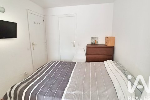 Ático de 1 dormitorio en venta en Barcelona, Cataluña, Spain № 8372 - foto 4