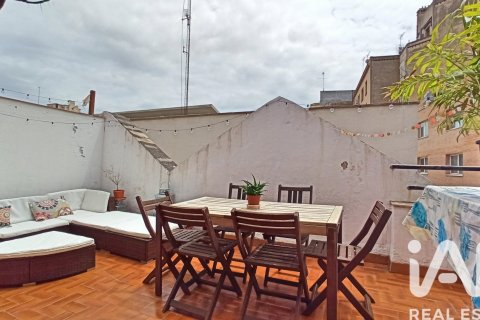 Ático de 1 dormitorio en venta en Barcelona, Cataluña, Spain № 8372 - foto 17