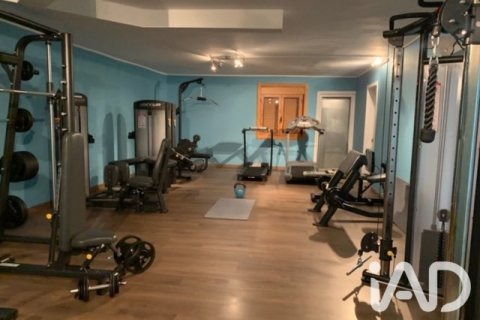 Propiedad comercial de 2731 m² en venta en Alp, Gerona, Cataluña, Spain № 8374 - foto 7