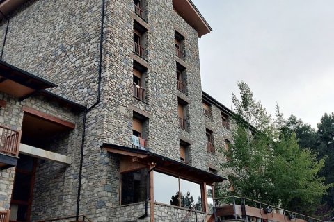 Propiedad comercial de 2731 m² en venta en Alp, Gerona, Cataluña, Spain № 8374 - foto 30