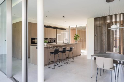 Купить виллу в Вальроманес, Испания с 4 спальни, 456м², № 4360 - фото 19