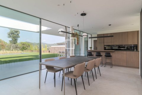 Купить виллу в Вальроманес, Испания с 4 спальни, 456м², № 4360 - фото 24