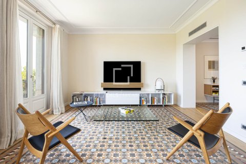 Купить квартиру в Барселона, Испания с 3 спальни, 182м², № 4359 - фото 7