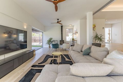 5 bedrooms house for sale in Esplugues de Llobregat, Barcelona, Catalonia, Spain № 8144 - photo 16