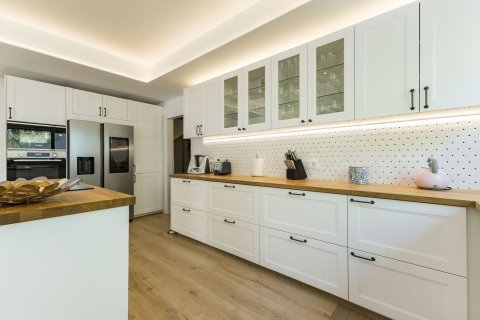 5 bedrooms house for sale in Esplugues de Llobregat, Barcelona, Catalonia, Spain № 8144 - photo 27