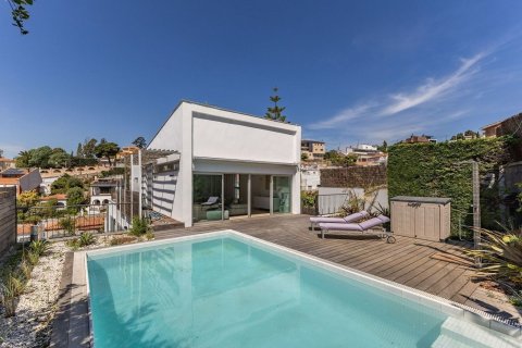 Сasa de 5 dormitorios en venta en Esplugues de Llobregat, Barcelona, Cataluña, Spain № 8144
