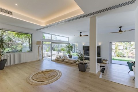 5 bedrooms house for sale in Esplugues de Llobregat, Barcelona, Catalonia, Spain № 8144 - photo 5