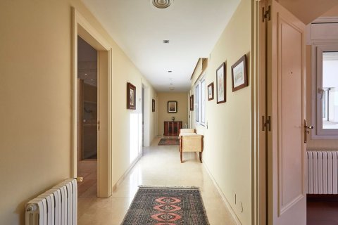 Купить дом в Сан-Жуст-Десверн, Испания с 7 комнат, 562м², № 8145 - фото 26