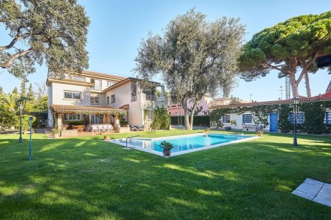 Сasa de 6 dormitorios en venta en Sant Just Desvern, Barcelona, Cataluña, Spain № 8145