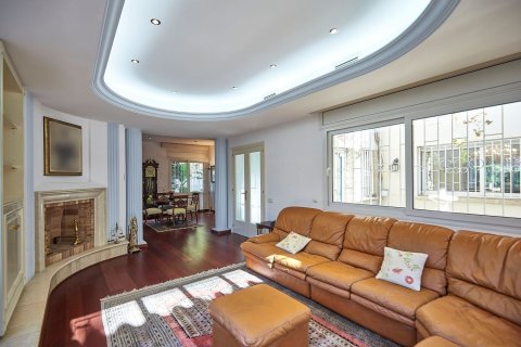 Купить дом в Сан-Жуст-Десверн, Испания с 7 комнат, 562м², № 8145 - фото 14