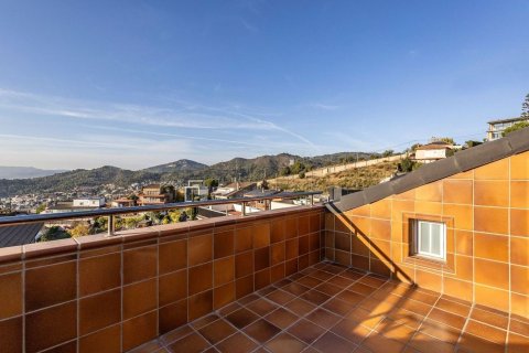 Сasa de 7 dormitorios en venta en Esplugues de Llobregat, Barcelona, Cataluña, Spain № 8142 - foto 19