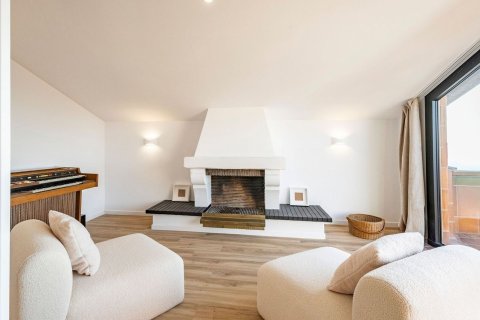 Сasa de 7 dormitorios en venta en Esplugues de Llobregat, Barcelona, Cataluña, Spain № 8142 - foto 7