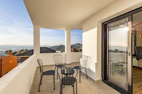 Сasa de 7 dormitorios en venta en Esplugues de Llobregat, Barcelona, Cataluña, Spain № 8142 - foto 10