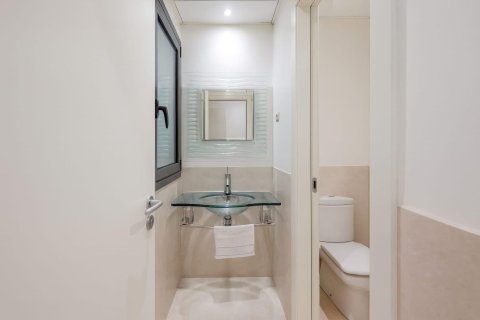 Сasa de 5 dormitorios en venta en Esplugues de Llobregat, Barcelona, Cataluña, Spain № 8143 - foto 13