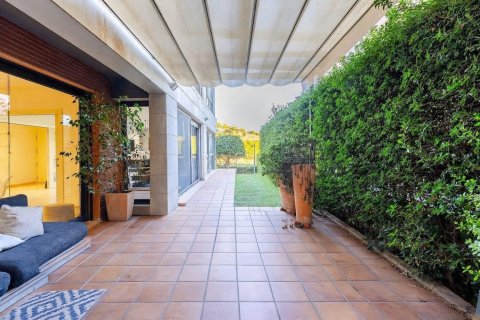 Сasa de 5 dormitorios en venta en Esplugues de Llobregat, Barcelona, Cataluña, Spain № 8143 - foto 9