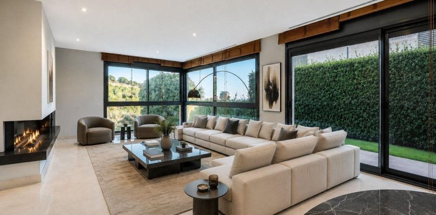 Сasa de 5 dormitorios en venta en Esplugues de Llobregat, Barcelona, Cataluña, Spain № 8143