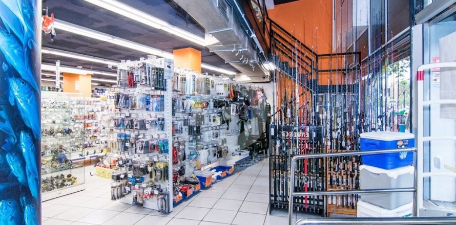 Propiedad comercial de 685 m² en venta en Ciudad Vieja, Barcelona, Cataluña, Spain № 5199