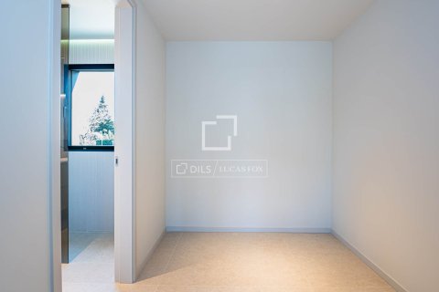 Villa de 6 dormitorios en venta en Sant Cugat del Vallès, Barcelona, Cataluña, Spain № 4330 - foto 30