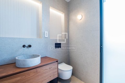 Villa de 6 dormitorios en venta en Sant Cugat del Vallès, Barcelona, Cataluña, Spain № 4330 - foto 24