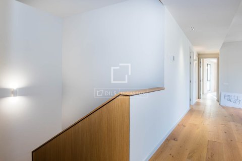 Villa de 6 dormitorios en venta en Sant Cugat del Vallès, Barcelona, Cataluña, Spain № 4330 - foto 17