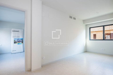 Villa de 6 dormitorios en venta en Sant Cugat del Vallès, Barcelona, Cataluña, Spain № 4330 - foto 22