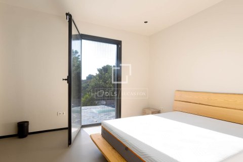 Villa de 4 dormitorios en venta en Premia De Dalt, Barcelona, Cataluña, Spain № 4329 - foto 20