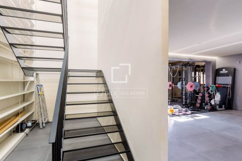 Villa de 4 dormitorios en venta en Premia De Dalt, Barcelona, Cataluña, Spain № 4329 - foto 14
