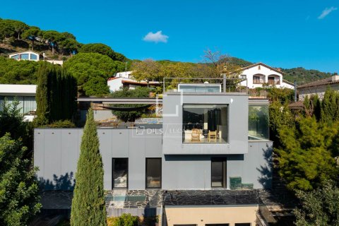 Villa de 4 dormitorios en venta en Premia De Dalt, Barcelona, Cataluña, Spain № 4329 - foto 11