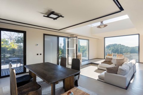 Villa de 4 dormitorios en venta en Premia De Dalt, Barcelona, Cataluña, Spain № 4329 - foto 8