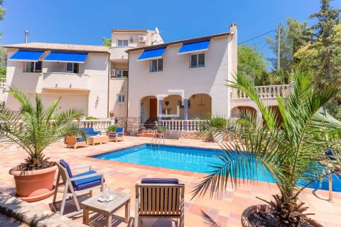 Villa de 5 dormitorios en venta en Sitges, Barcelona, Cataluña, Spain № 4332