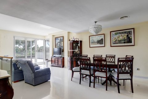 Apartamento de 5 dormitorios en venta en Sitges, Barcelona, Cataluña, Spain № 4333 - foto 7