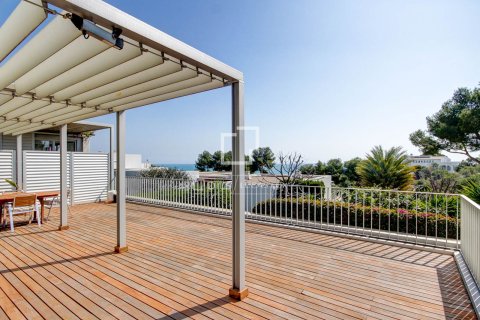 Apartamento de 5 dormitorios en venta en Sitges, Barcelona, Cataluña, Spain № 4333